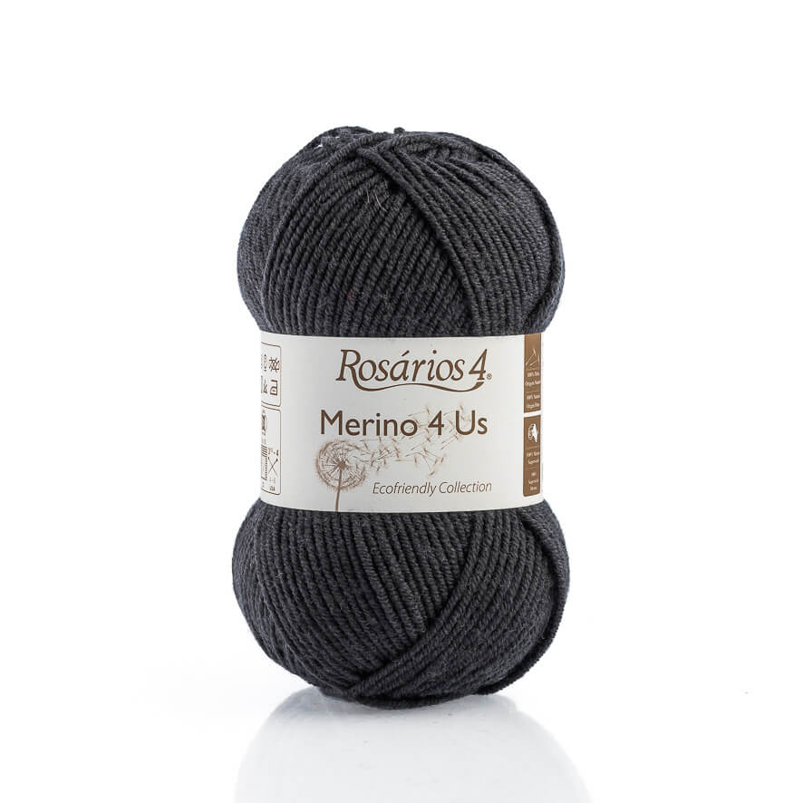 Fio de fibras naturais (Ecofriendly Collection) COMPOSIÇÃO 100% lã merino superwash ♥ mulesing free ♥  AGULHAS 3.5 – 4 (USA 4 – 6)  GROSSURA – CATEGORIA [3] Ligeiro | DK, Light Worsted  METRAGEM 50 g = 125 m (1.75 oz = 136 yd)  Quantidade estimada para uma camisola/senhora/M: 9 novelos.  LAVAGEM E CUIDADOS